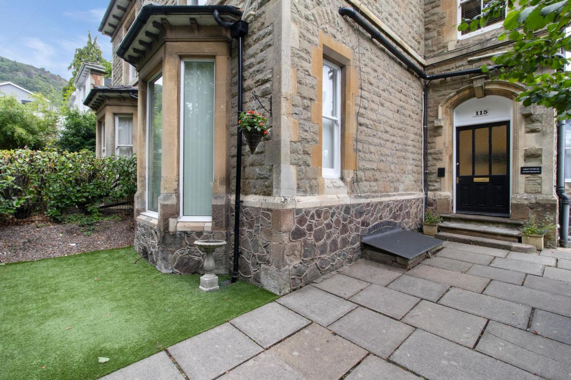 Elegant Malvhina Retreat On The Malvern Hills Great Malvern Extérieur photo