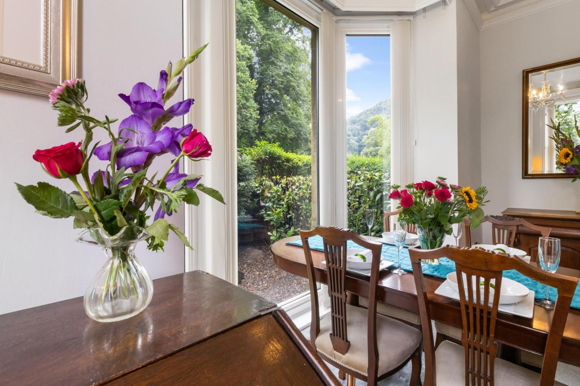 Elegant Malvhina Retreat On The Malvern Hills Great Malvern Extérieur photo
